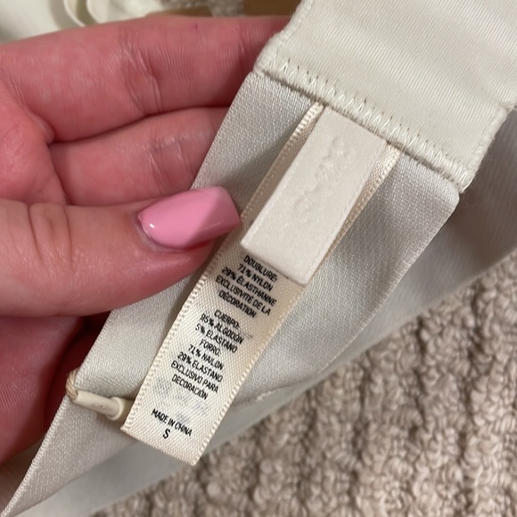 NWT SKIMS WHITE COTTON PLUNGE BRALETTE 2.0 - Picture 9 of 9